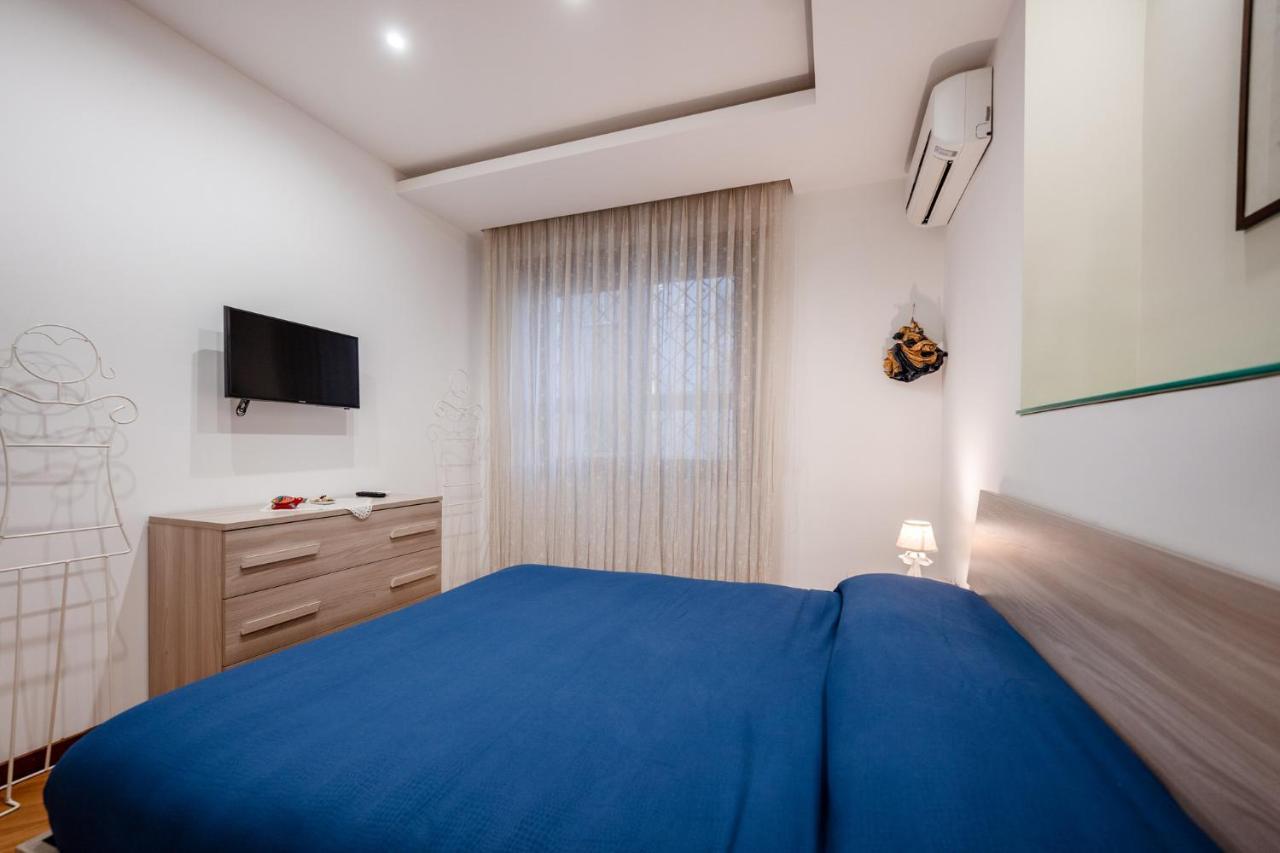 Napoli Charming Apartments Vomero "Fashion And Glamour" Exterior photo
